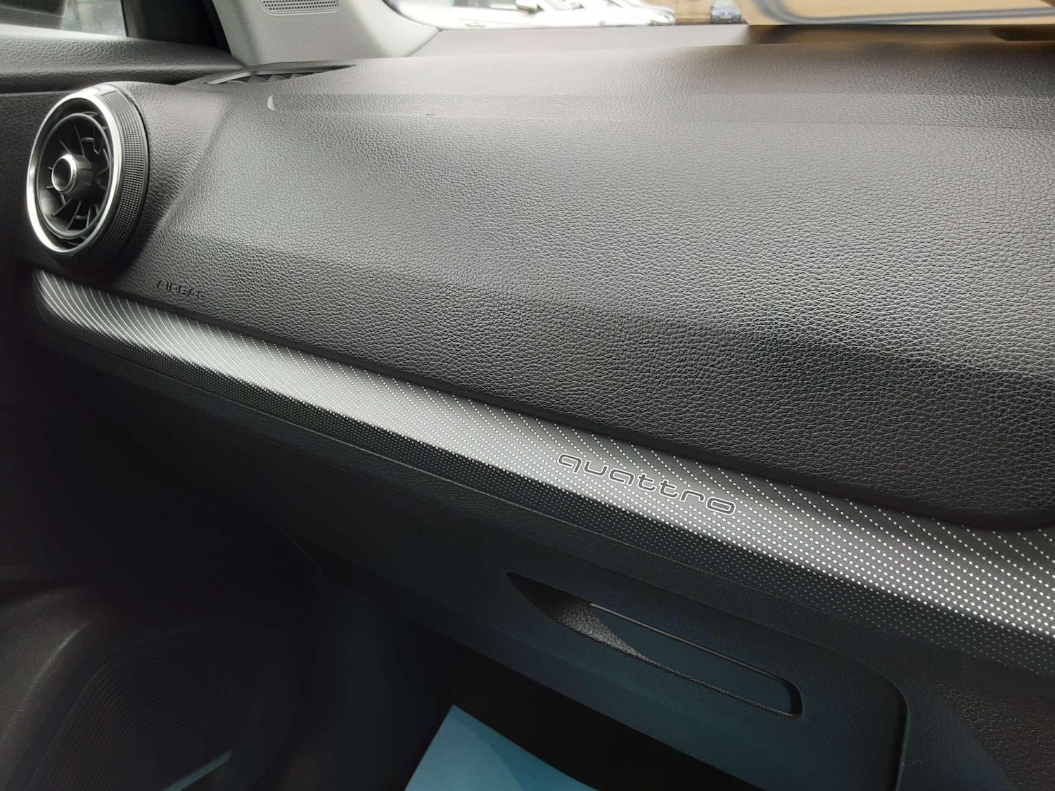 Used Audi Q2 2017 for sale - 76807682: Photo 33