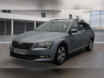 Used Skoda Superb 2016 for sale - 77523807: Photo