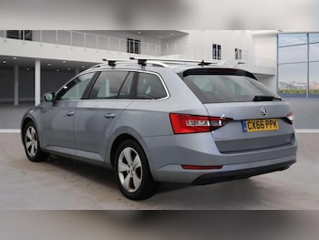 Used Skoda Superb 2016 for sale - 77523807: Photo