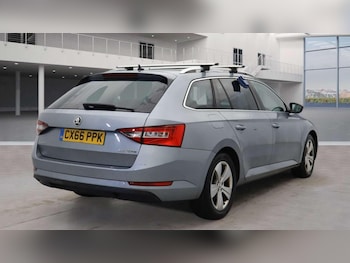 Used Skoda Superb 2016 for sale - 77523807: Photo