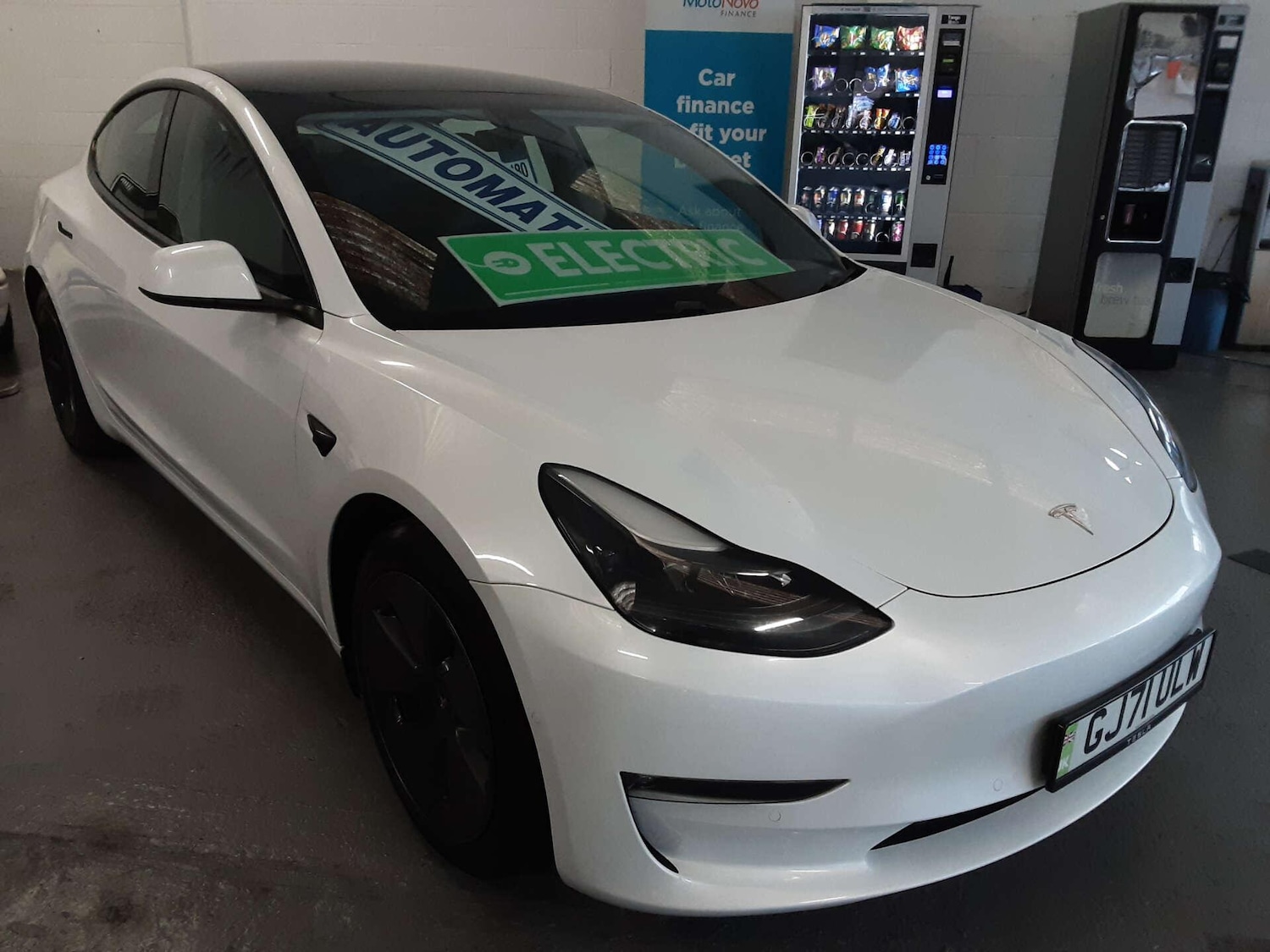 Used Tesla Model 3 2021 for sale - 76807609: Photo 1