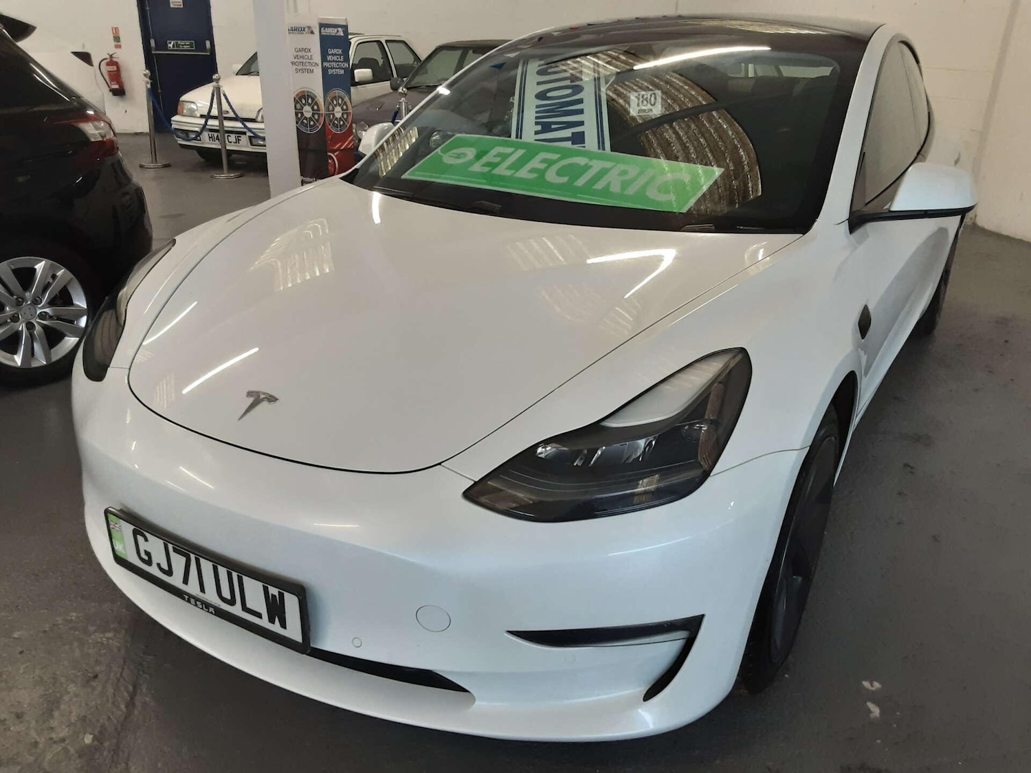 Used Tesla Model 3 2021 for sale - 76807609: Photo 6