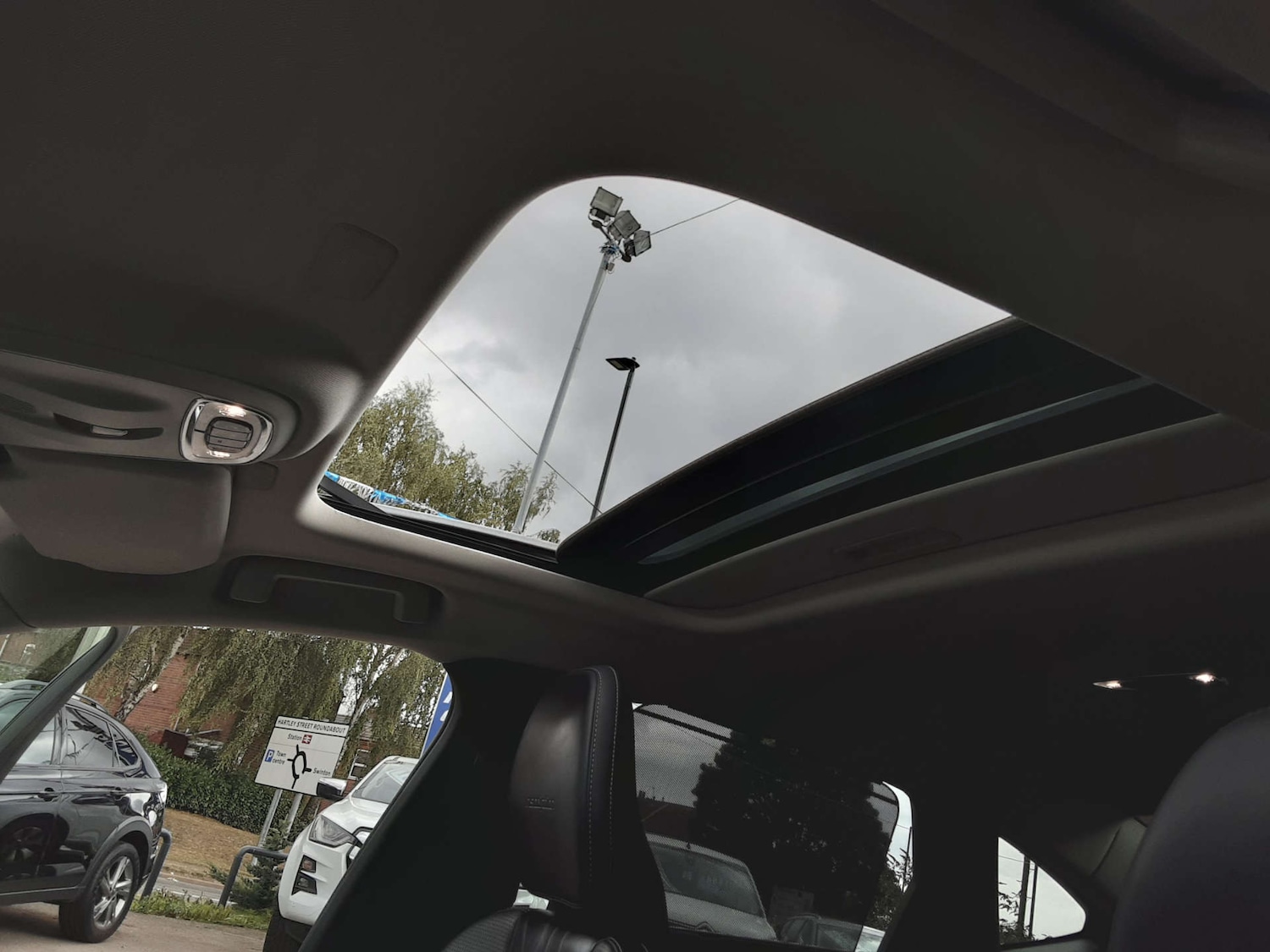 Used Volvo S90 2019 for sale - 76404575: Photo 21