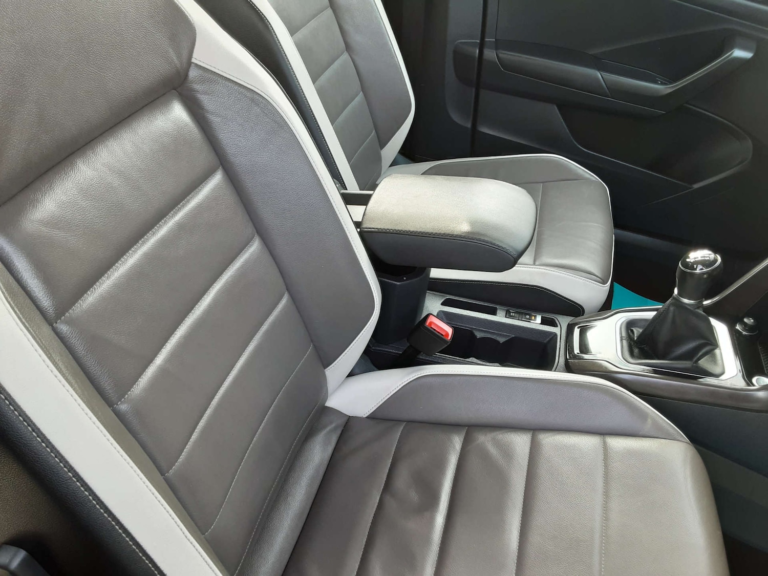 Used Volkswagen T-Roc 2019 for sale - 76411978: Photo 20