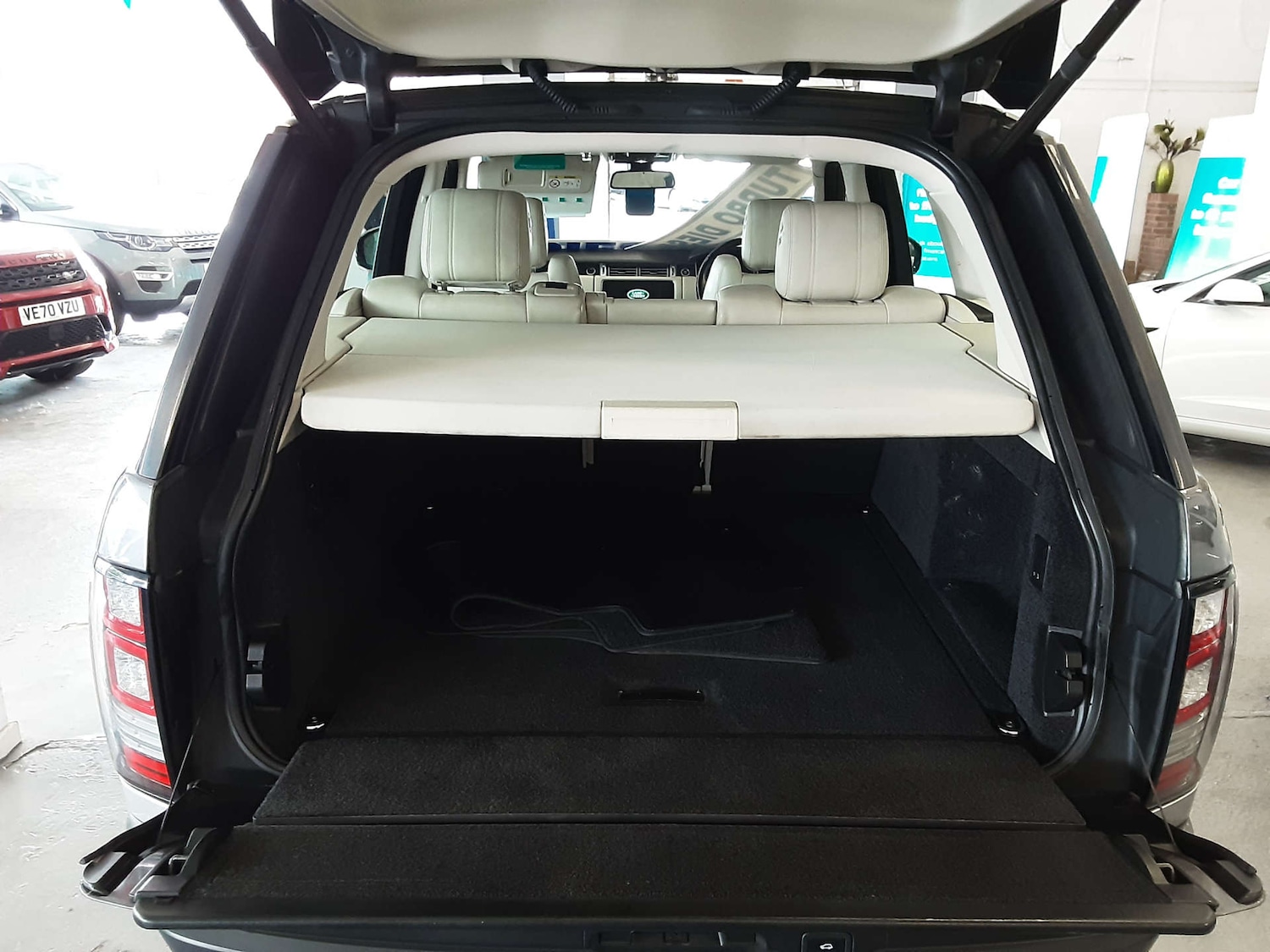 Used Land Rover Range Rover 2014 for sale - 76404570: Photo 44