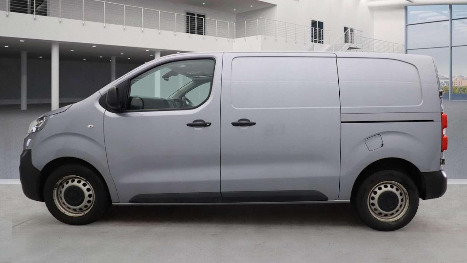 Used Citroen Dispatch 2022 for sale - 77230235: Photo 12