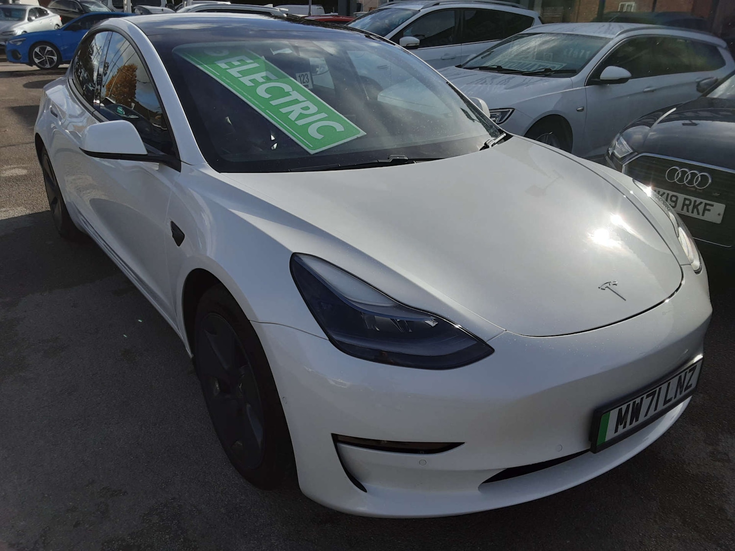 Used Tesla Model 3 2021 for sale - 76404630: Photo 1