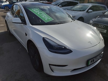 2021 - Model 3 Long Range AWD 4WD 4dr
