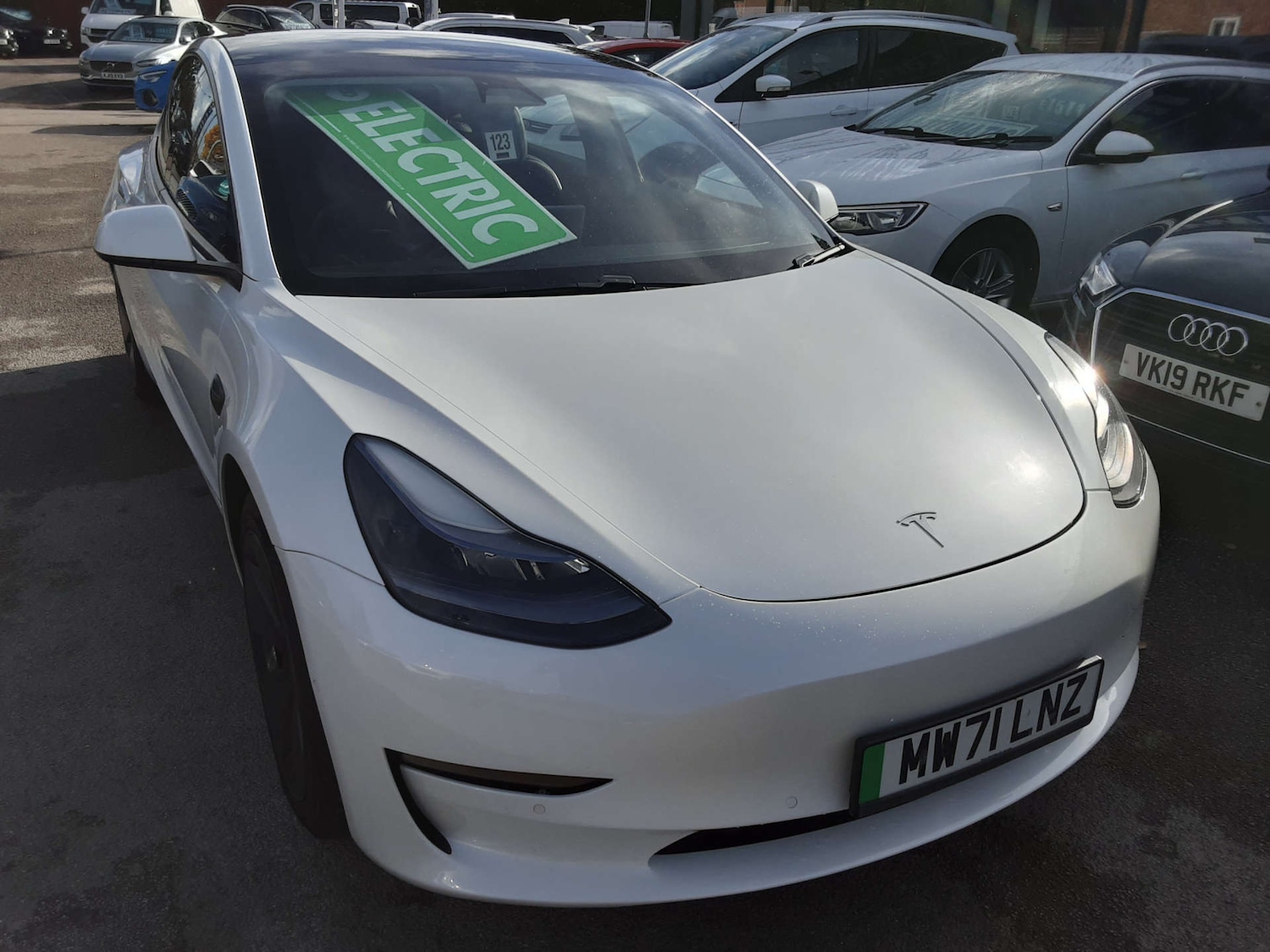 Used Tesla Model 3 2021 for sale - 76404630: Photo 5