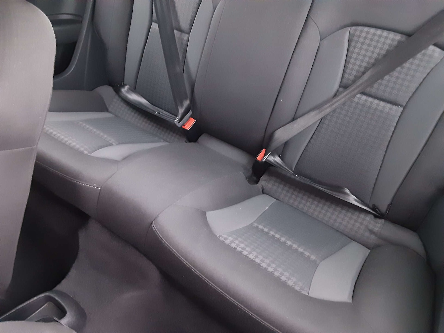 Used Audi A1 2010 for sale - 76724047: Photo 21