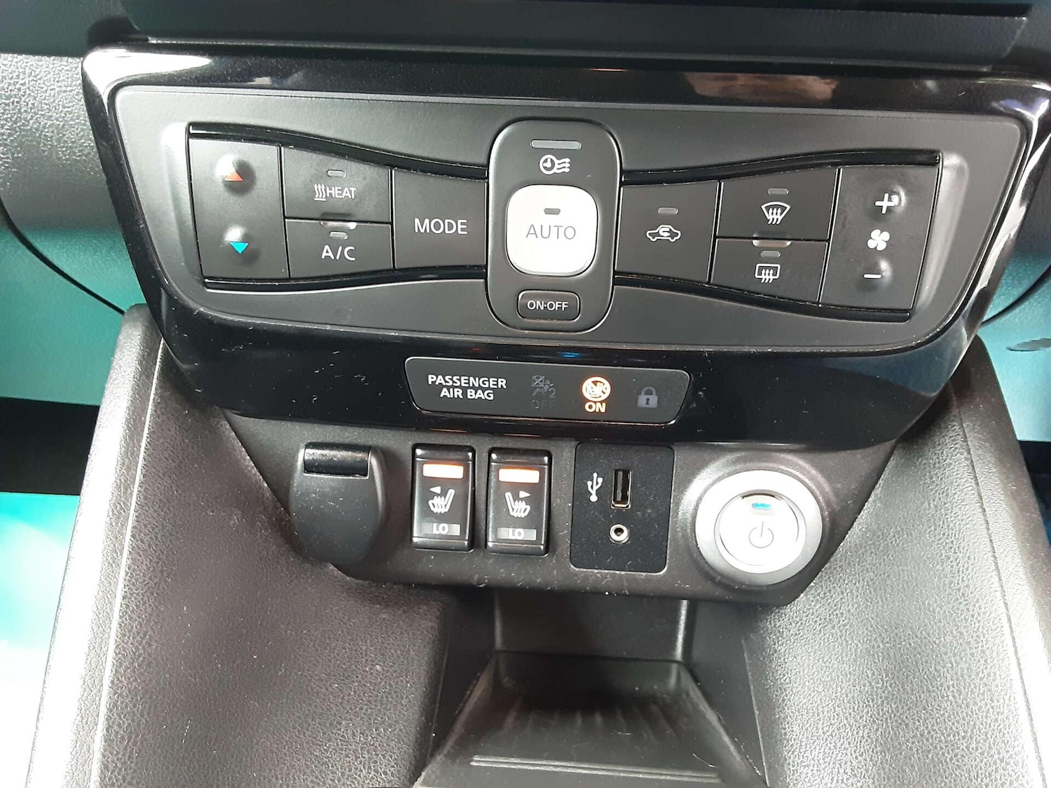 Used Nissan Leaf for sale - 77670498: Photo 30