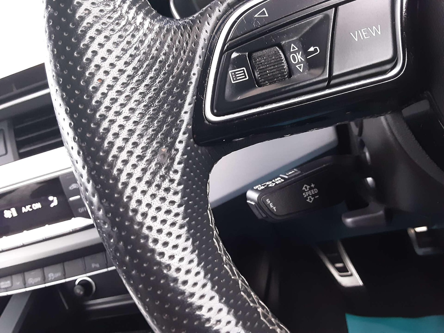 Used Audi A4 2021 for sale - 77039901: Photo 28