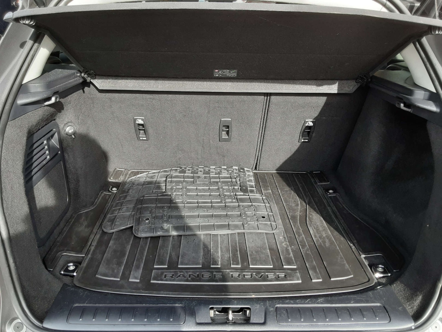 Used Land Rover Range Rover Evoque 2018 for sale - 76404619: Photo 33