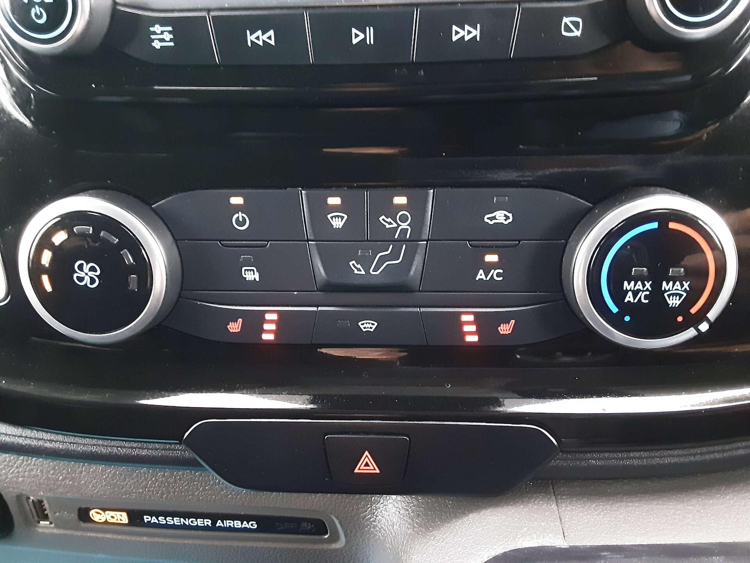 Used Ford Transit Custom 2020 for sale - 76807610: Photo 43