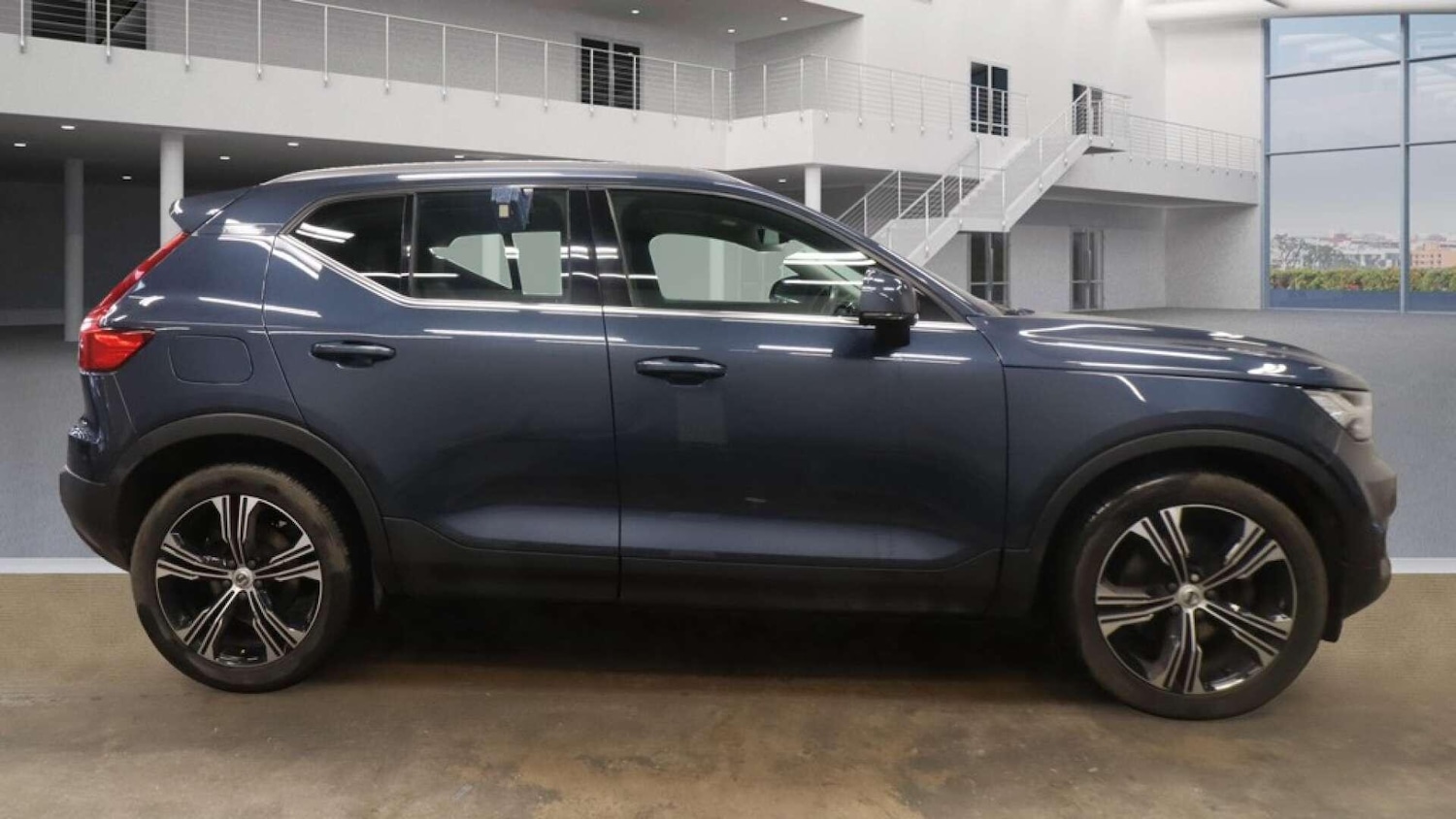 Used Volvo XC40 2018 for sale - 77131864: Photo 9