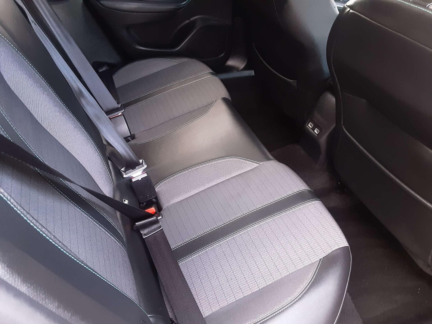 Used Peugeot 2008 2021 for sale - 76807720: Photo 28