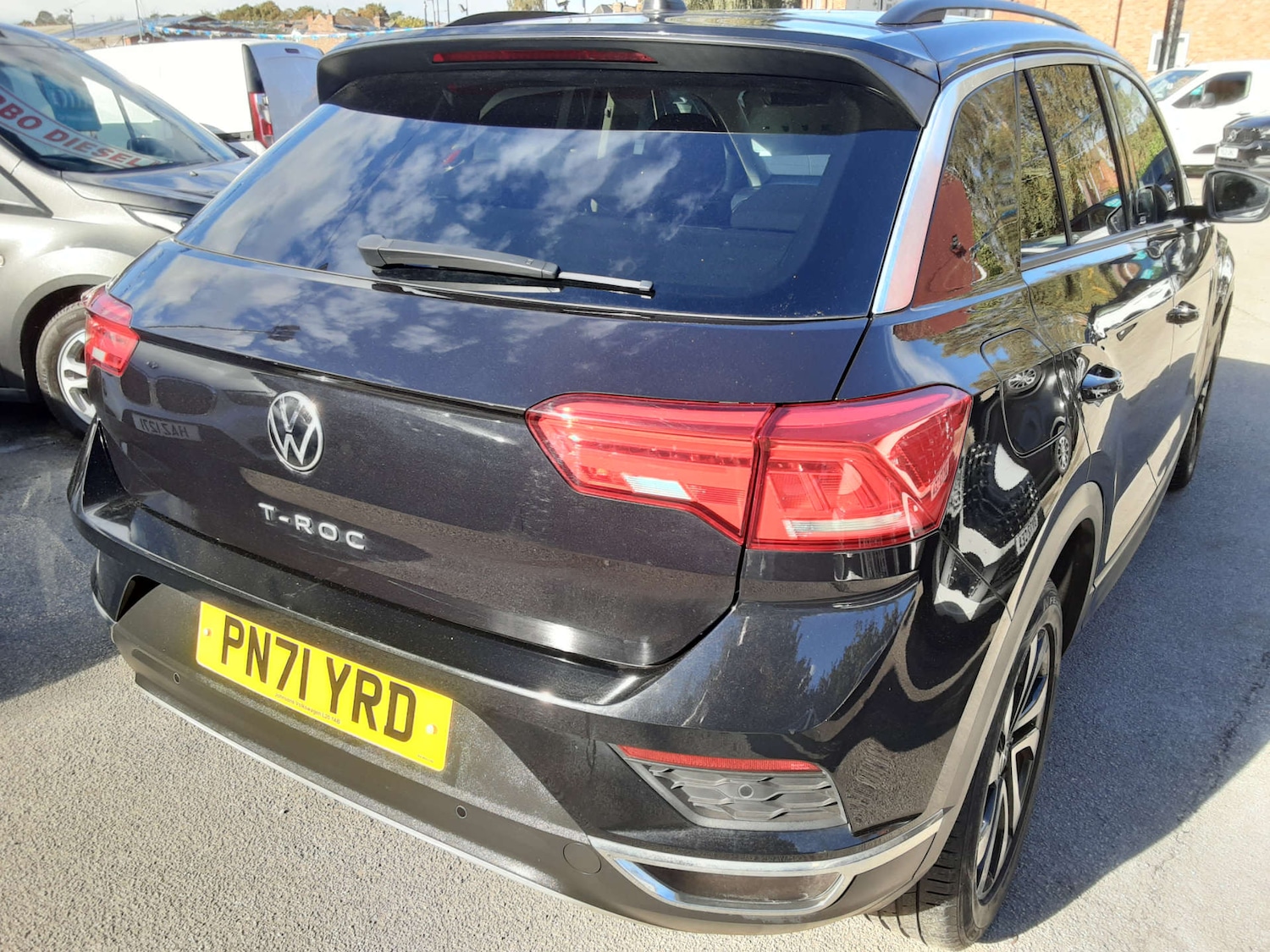 Used Volkswagen T-Roc 2021 for sale - 76404615: Photo 12