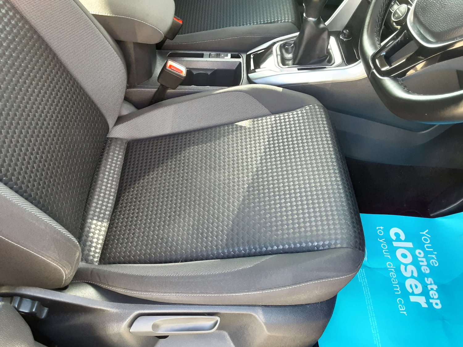 Used Volkswagen T-Roc 2021 for sale - 76404615: Photo 17