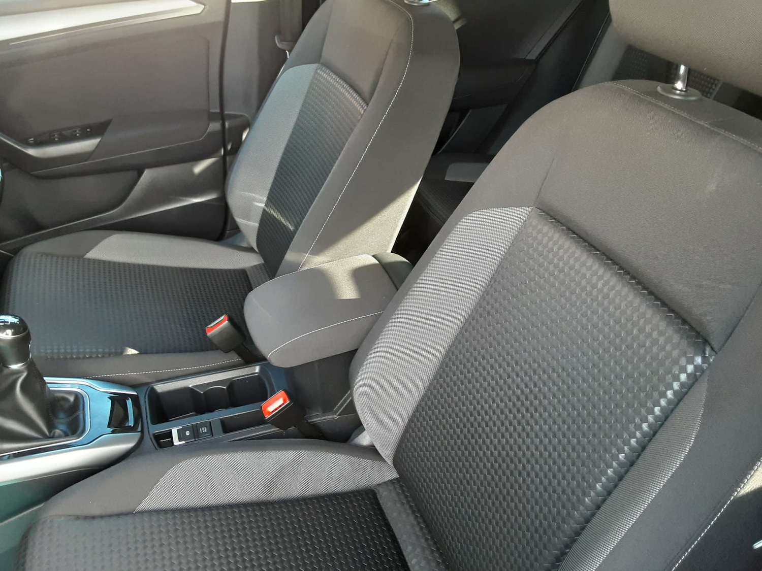 Used Volkswagen T-Roc 2021 for sale - 76404615: Photo 21