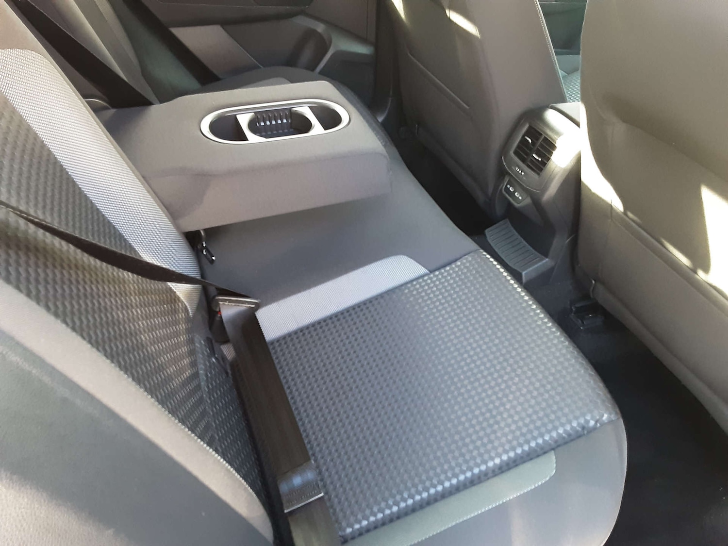 Used Volkswagen T-Roc 2021 for sale - 76404615: Photo 22