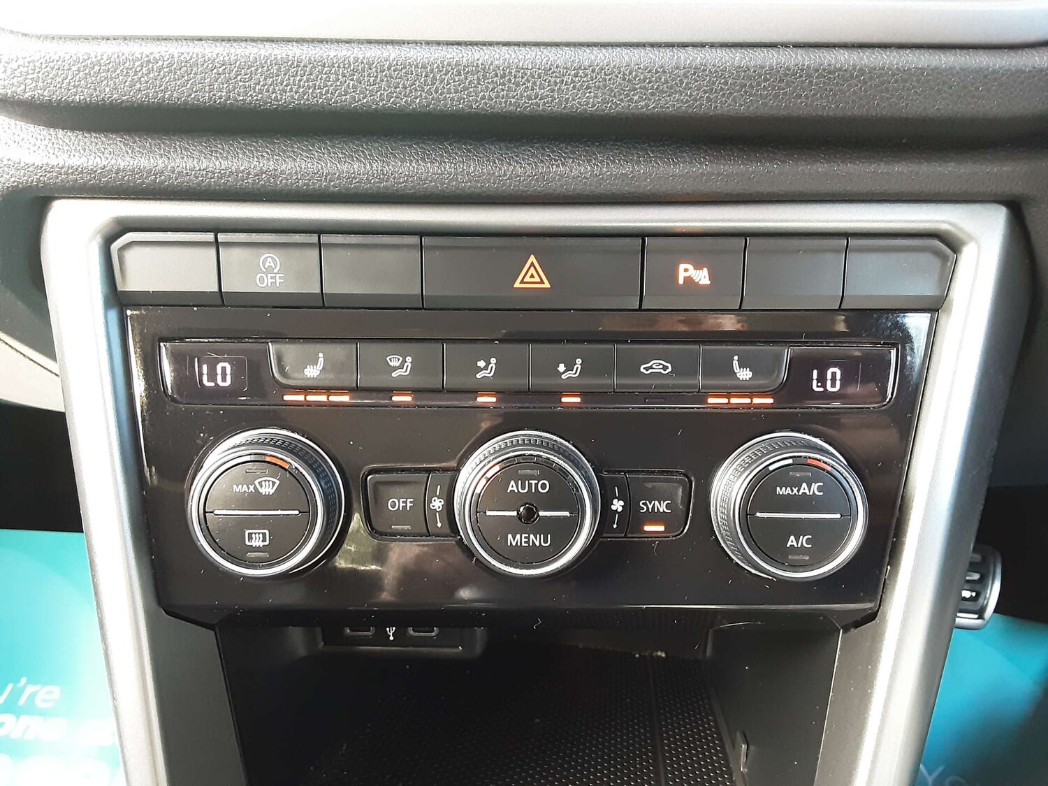 Used Volkswagen T-Roc 2021 for sale - 76404615: Photo 28