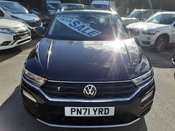 Used Volkswagen T-Roc 2021 for sale - 76404615: Photo