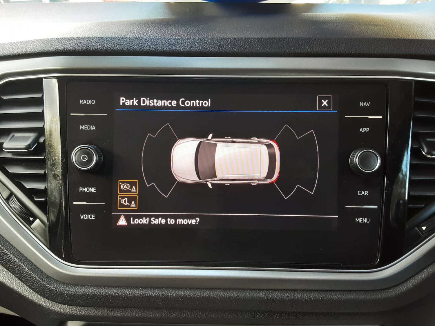 Used Volkswagen T-Roc 2021 for sale - 76404615: Photo 32