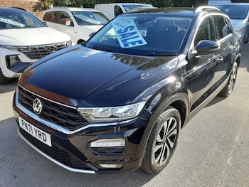 Used Volkswagen T-Roc 2021 for sale - 76404615: Photo