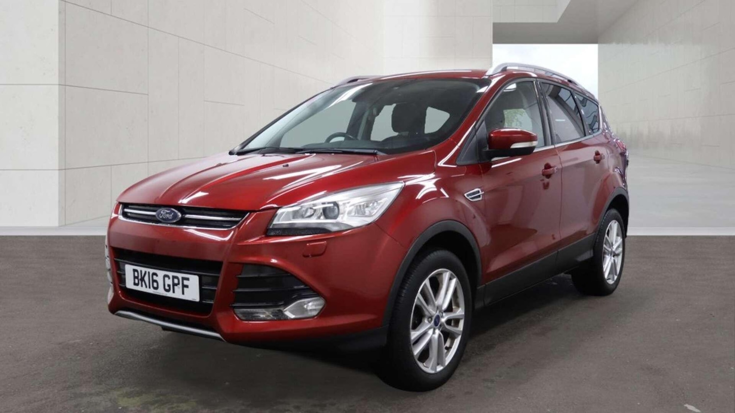 Used Ford Kuga 2016 for sale - 78204279: Photo 2