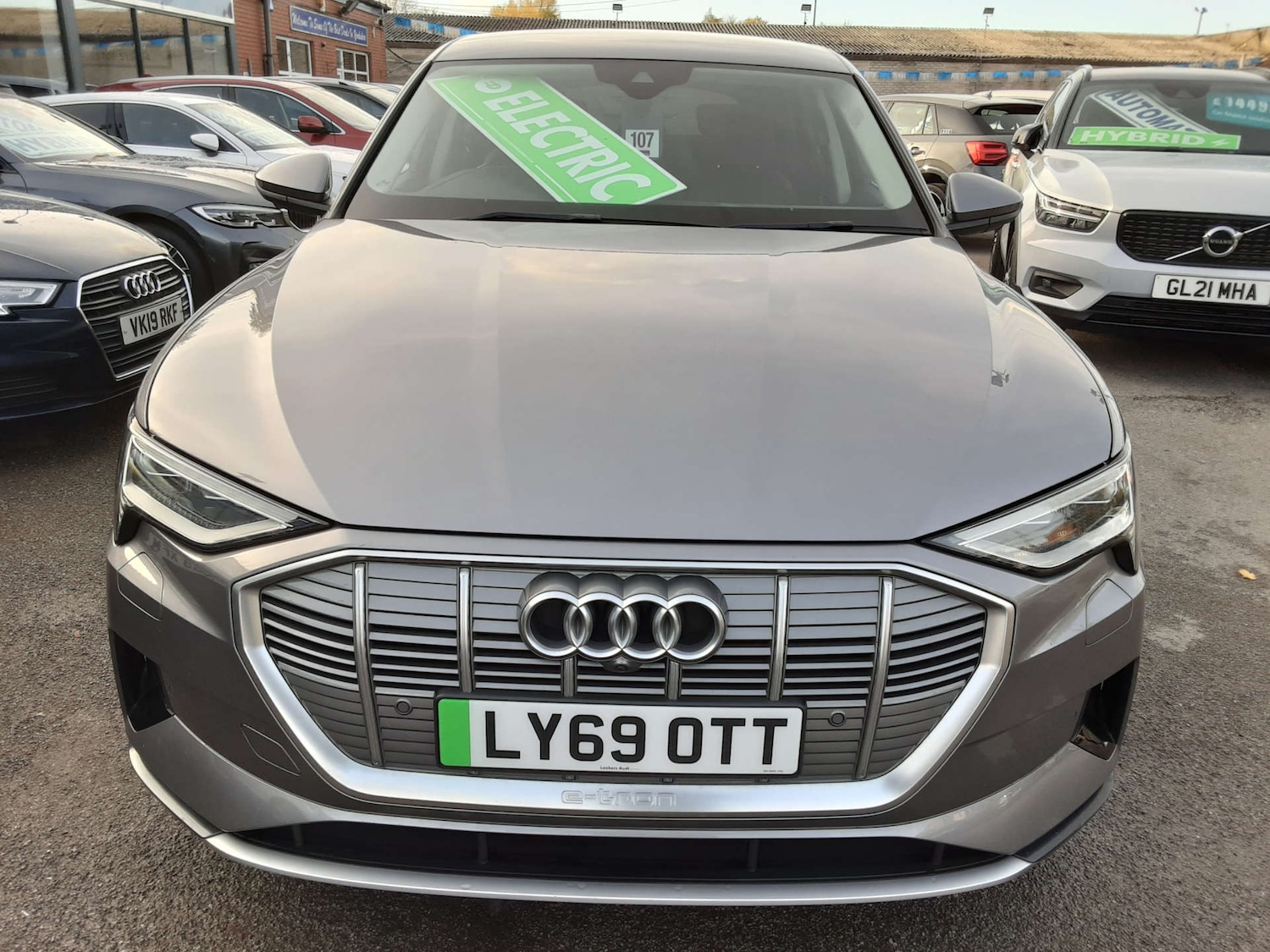 Used Audi e-tron 2020 for sale - 76407718: Photo 2