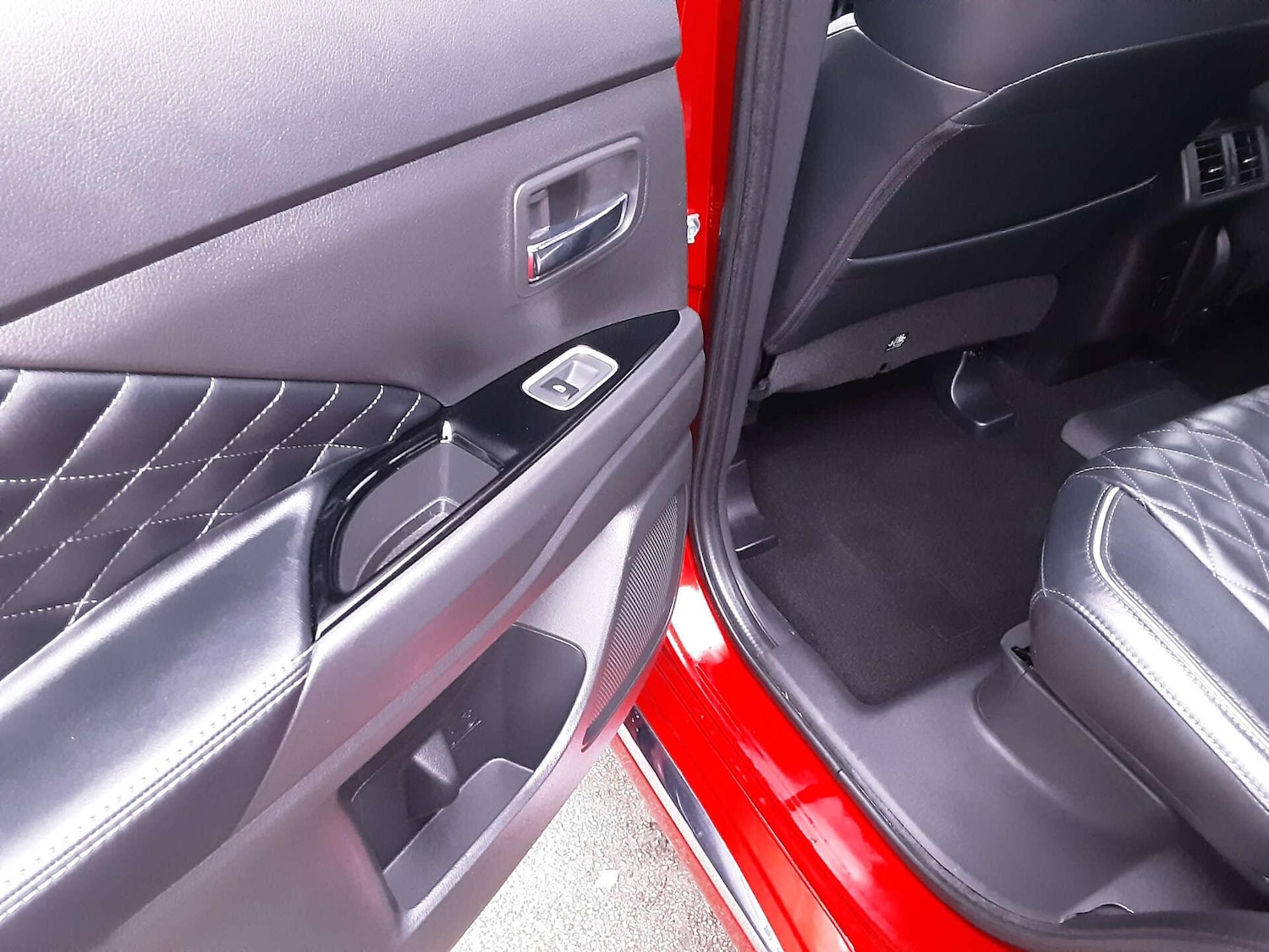 Used Mitsubishi Outlander 2020 for sale - 76807596: Photo 28