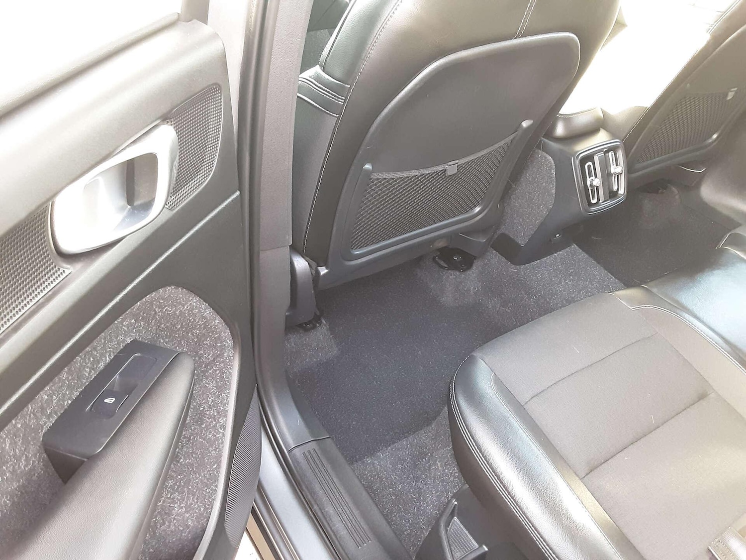 Used Volvo XC40 for sale - 77737668: Photo 27