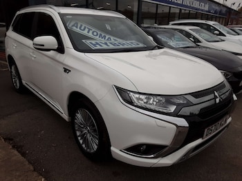 Used Mitsubishi Outlander 2020 for sale - 76404632: Photo