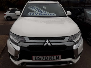 Used Mitsubishi Outlander 2020 for sale - 76404632: Photo