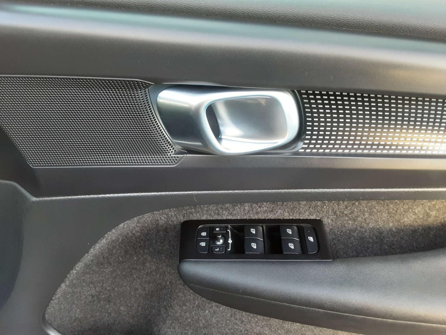 Used Volvo XC40 2021 for sale - 76807599: Photo 22