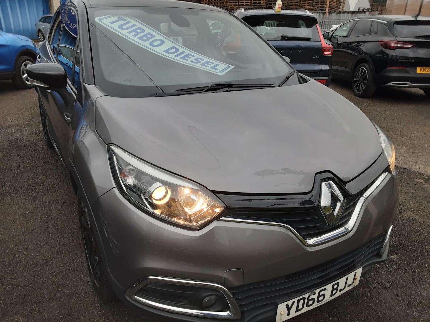 Used Renault Captur 2016 for sale - 77305313: Photo 5
