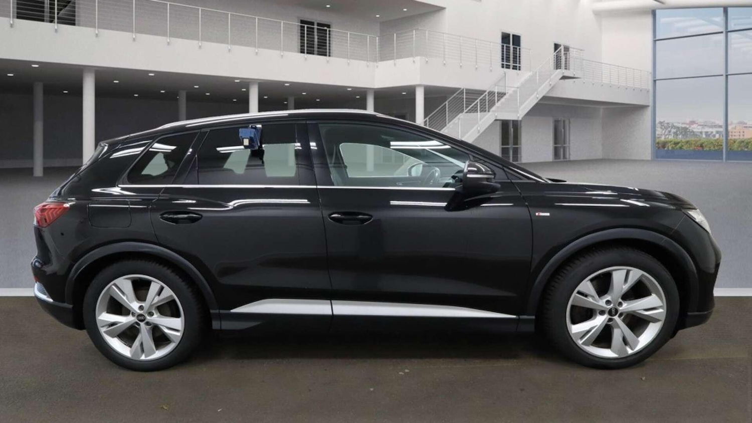 Used Audi Q4 e-tron 2021 for sale - 76990778: Photo 6