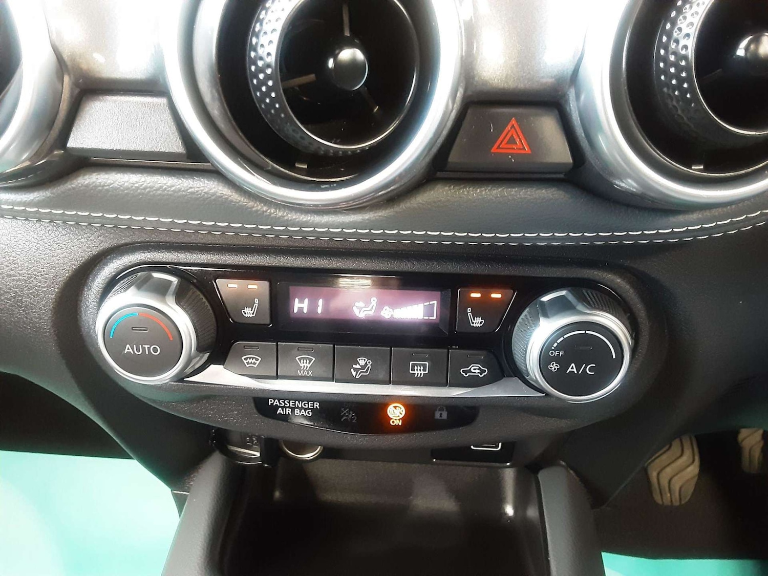 Used Nissan Juke 2020 for sale - 76404541: Photo 31