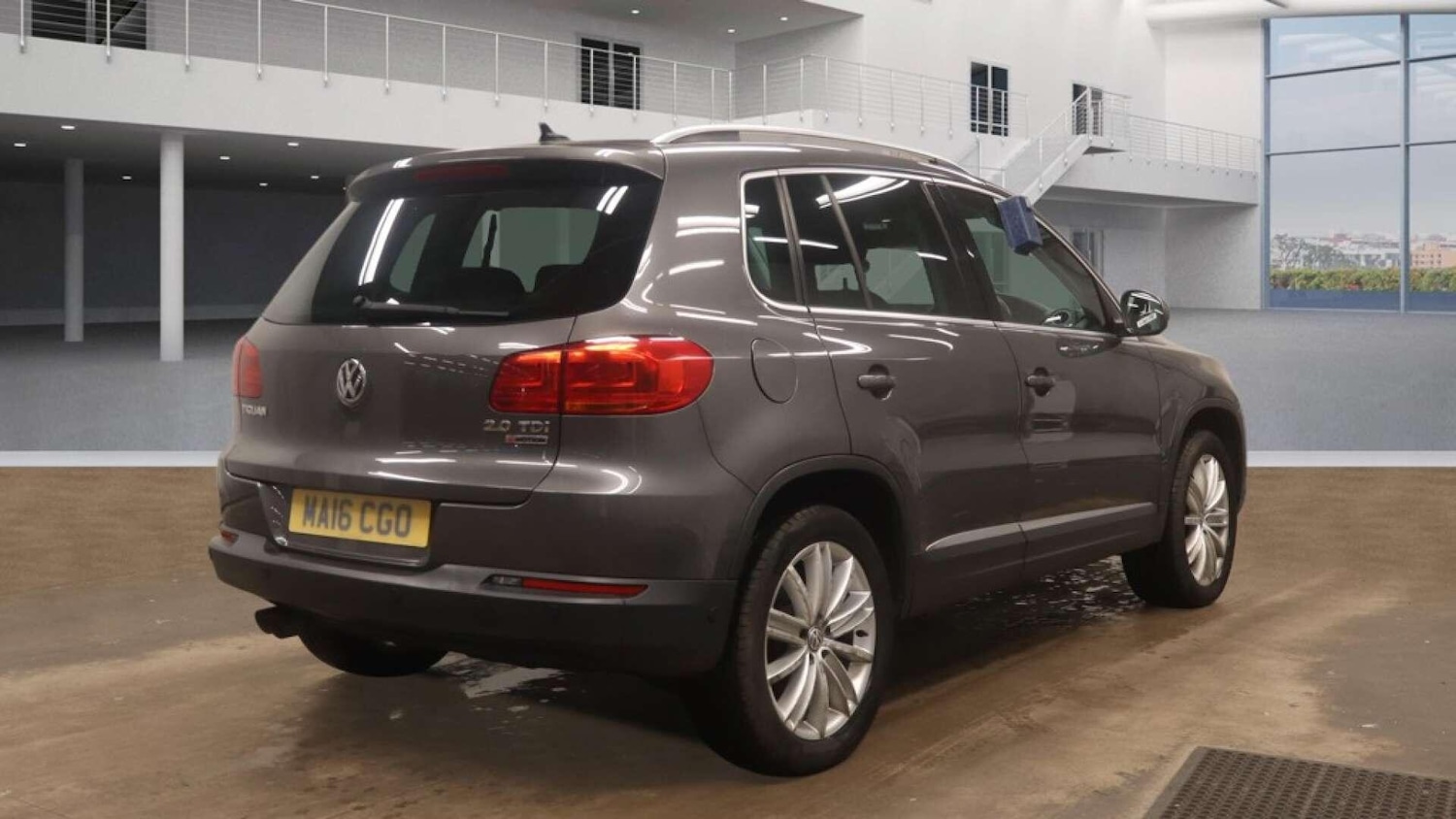 Used Volkswagen Tiguan 2016 for sale - 77376058: Photo 4