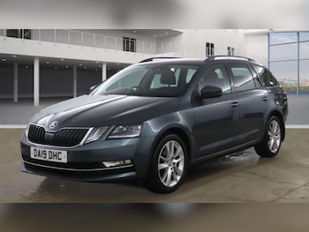 Used Skoda Octavia 2019 for sale - 76989538: Photo