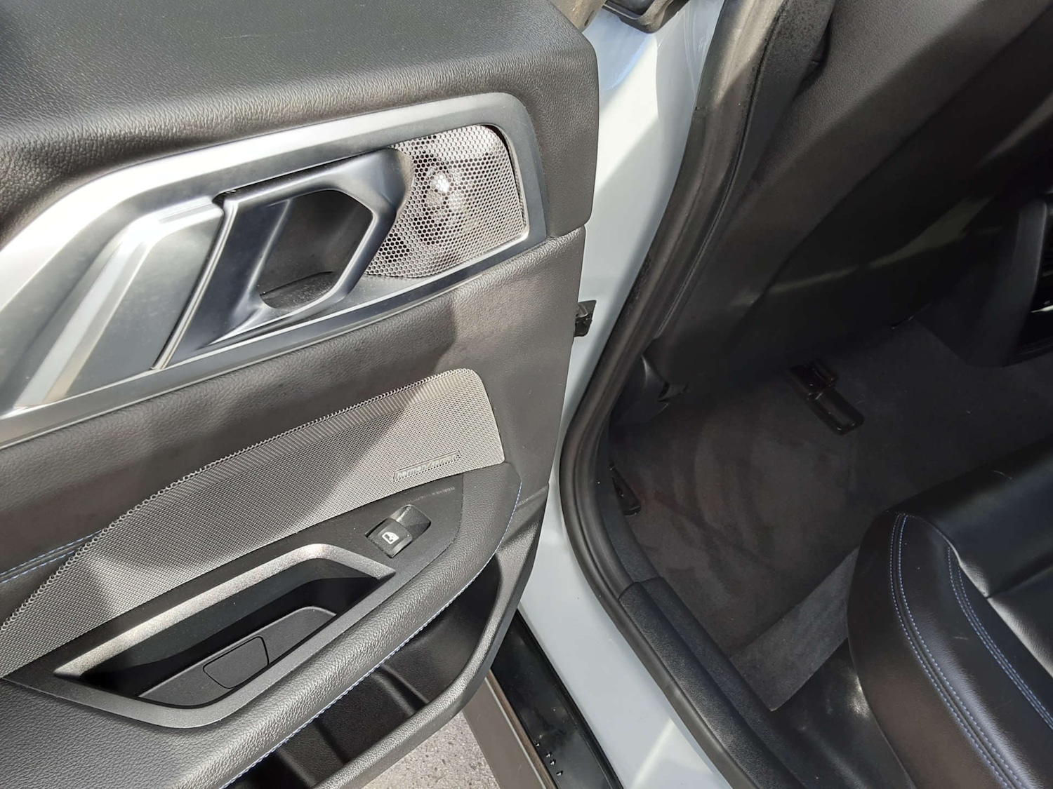 Used BMW i4 2022 for sale - 76404629: Photo 33