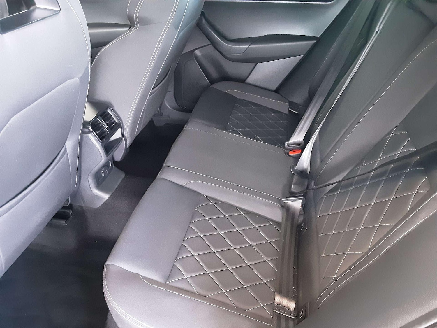 Used Skoda Karoq 2021 for sale - 76807691: Photo 25