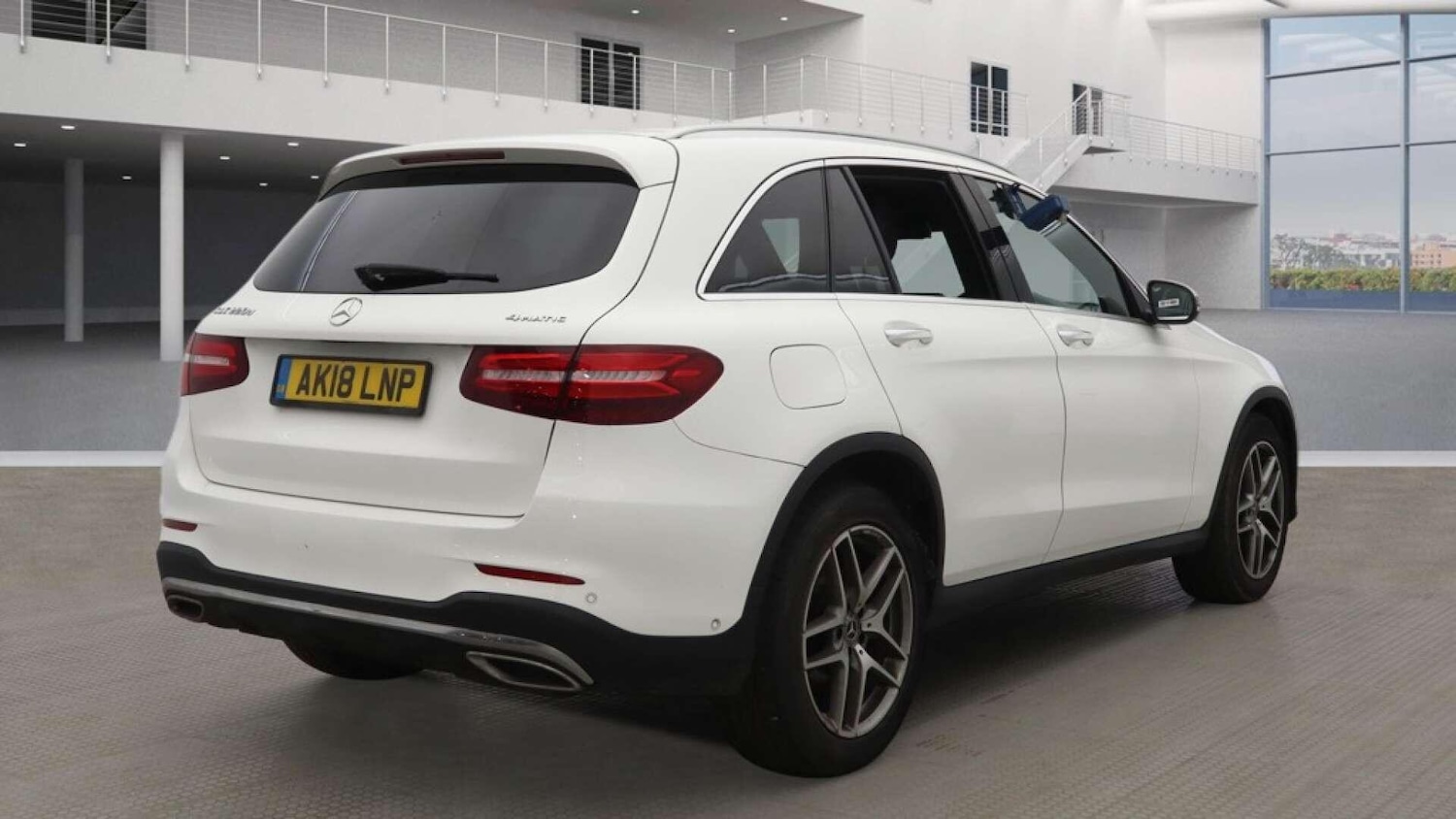 Used Mercedes-Benz GLC 2018 for sale - 77882091: Photo 6