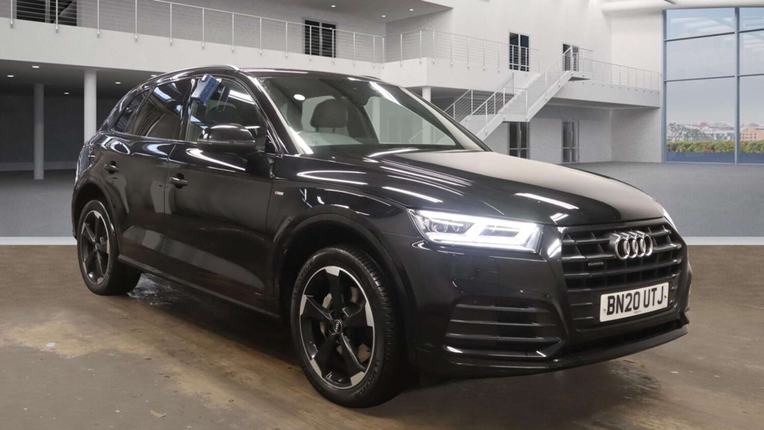 Used Audi Q5 2020 for sale - 76556046: Photo 1