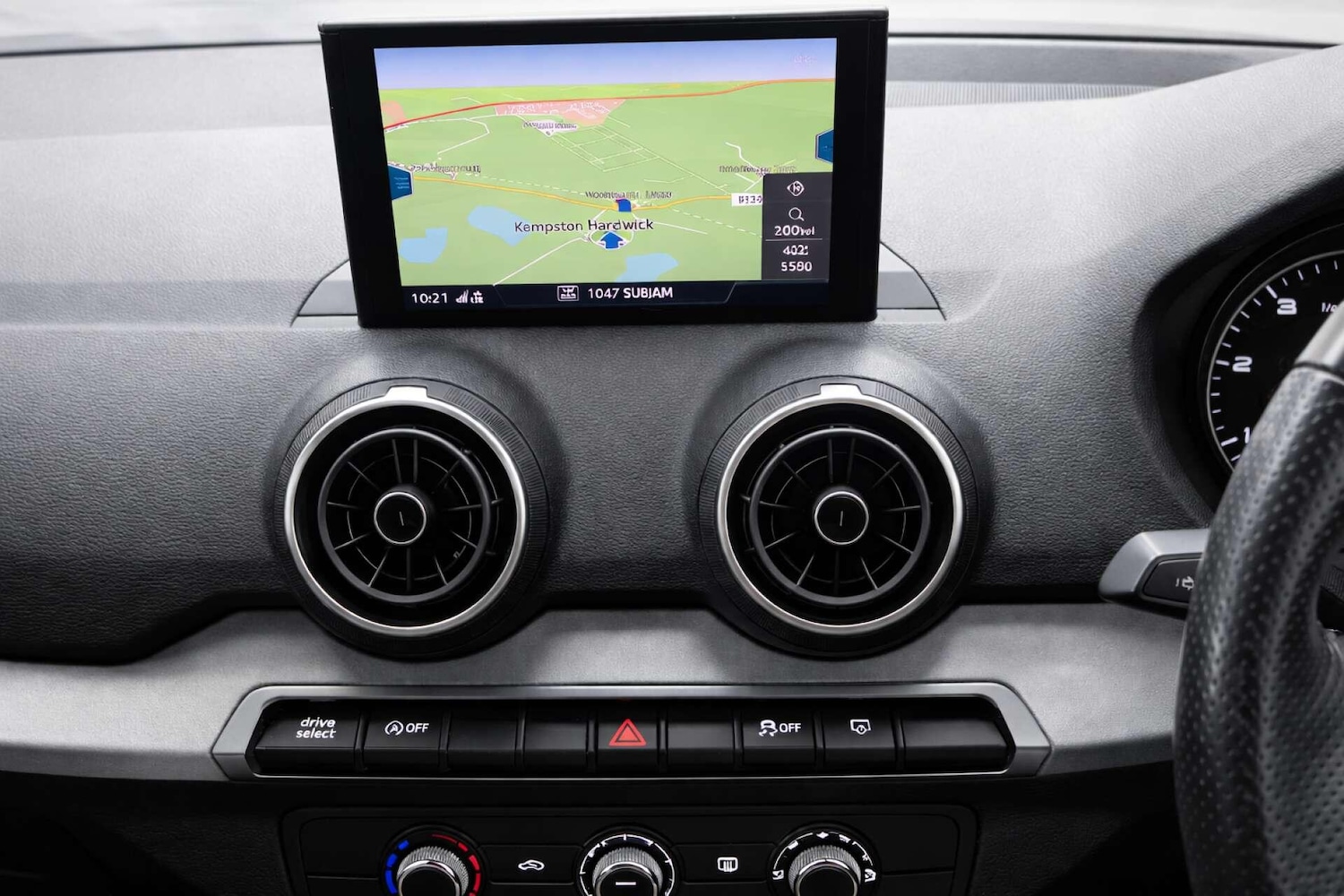 Used Audi Q2 2017 for sale - 78062836: Photo 17