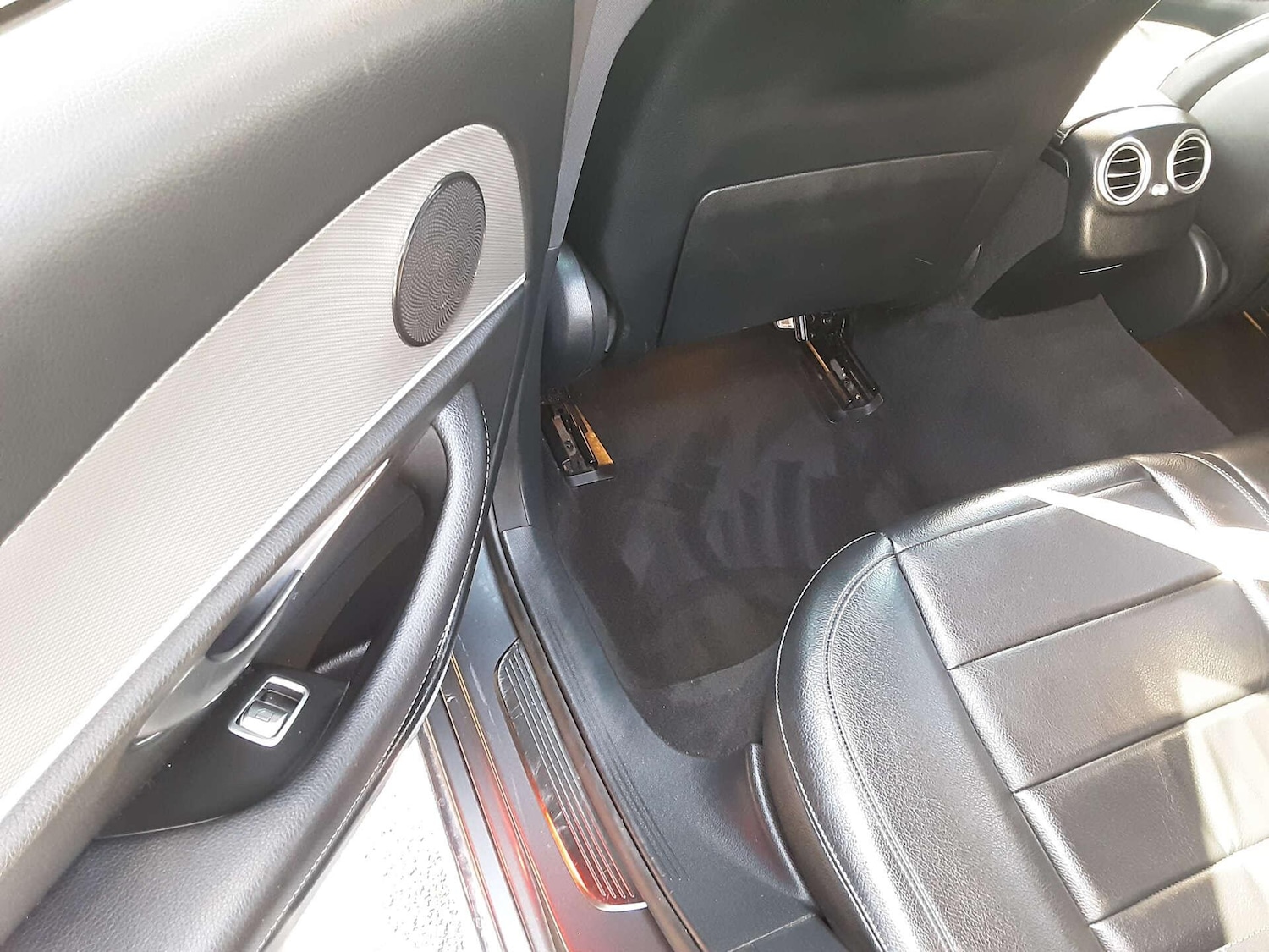 Used Mercedes-Benz E Class for sale - 78116143: Photo 26