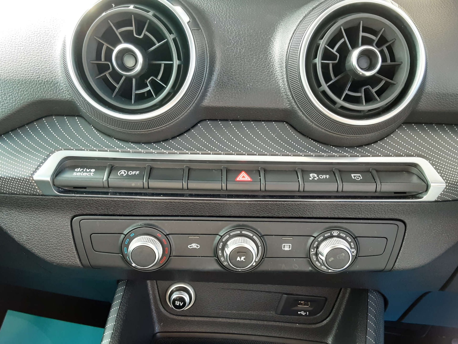 Used Audi Q2 2018 for sale - 76404594: Photo 27