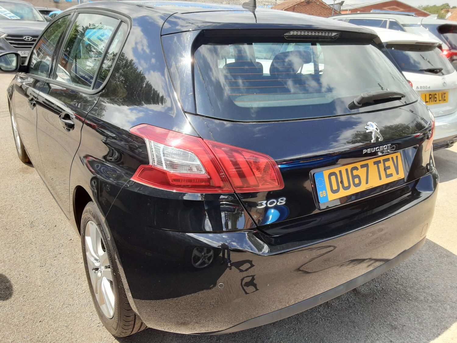 Used Peugeot 308 2017 for sale - 76411997: Photo 11
