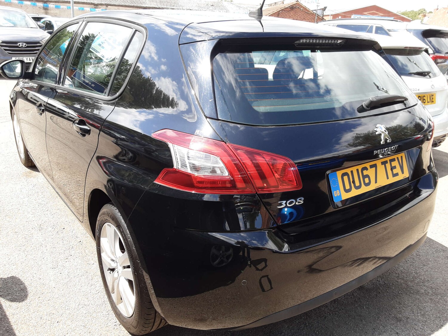 Used Peugeot 308 2017 for sale - 76411997: Photo 12