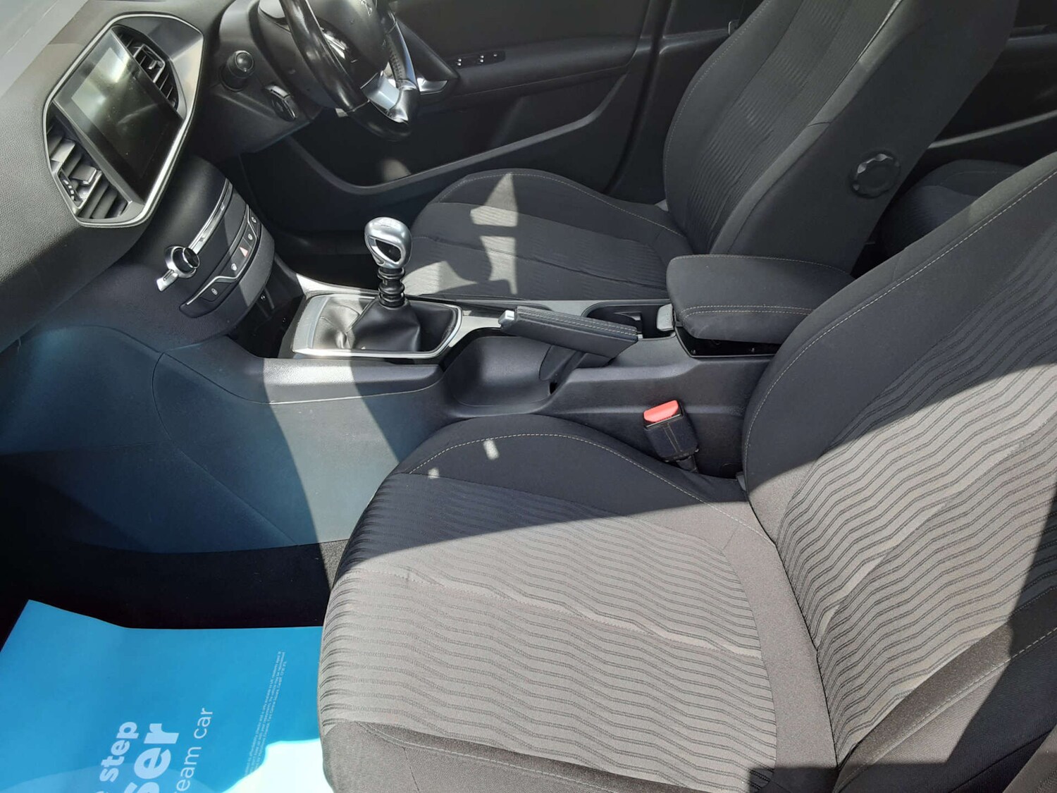 Used Peugeot 308 2017 for sale - 76411997: Photo 18